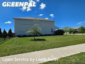 Lawn Mowing Service nearby Noblesville, IN, 