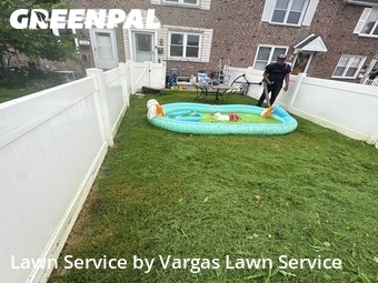 Lawn Maintenance nearby Clifton Heights, PA, 