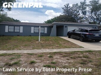 Lawn Service nearby Spring Hill, FL, 