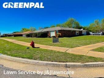 Lawn Mowing Service nearby Edmond, OK, 