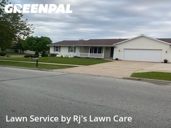 Lawn Mow nearby De Pere, WI, 