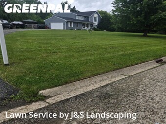 Lawn Maintenance nearby Johnsburg, IL, 