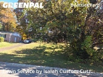 Yard Mowingin Charlotte,28216,Lawn Mowing by Isaiah Custom Cutz, work completed in Dec , 2025