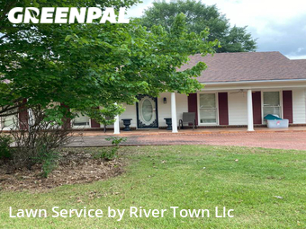 Lawn Cutting nearby Southaven, MS, 