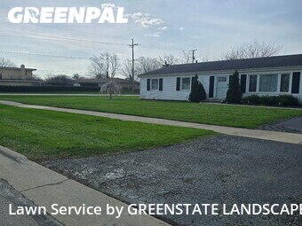 Lawn mowed in Roselle, 60172
