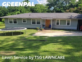 Lawn Maintenance nearby Center Point, AL, 