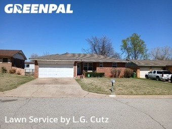 Lawn Cutting nearby Yukon, OK, 