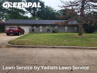Lawn Mow nearby Norman, OK, 