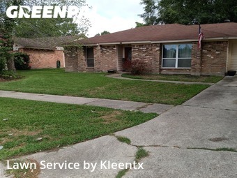 Grass Cut nearby Conroe, TX, 