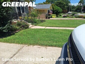Lawn mowed in Little Rock, 72207