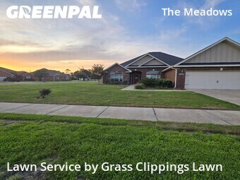 Lawn mowed in Lynn Haven, 32444