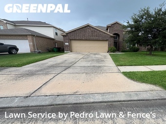 Lawn Cutin Tomball,77375,Grass Cutting by Pedro Lawn & Fence’s, work completed in Jun , 2026