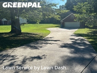 Lawn Mowing nearby Stockbridge, GA, 