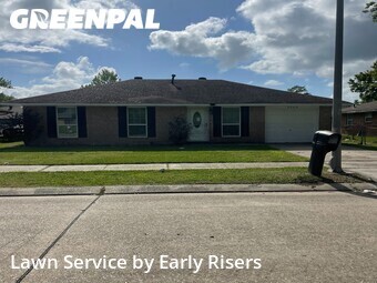Lawn Mowing nearby Marrero, LA, 