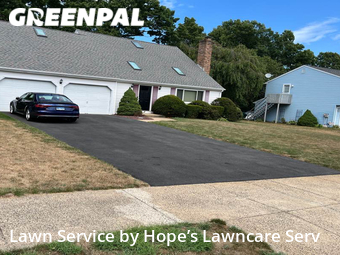 Grass Cutting nearby Meriden, CT, 