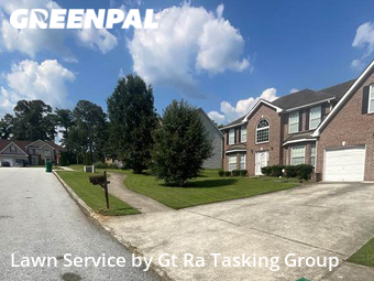 Lawn Mowing nearby Stone Mountain, GA, 