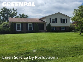 Lawn Care Service nearby Louisville, KY, 