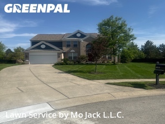 Lawn Maintenance nearby Carmel, IN, 