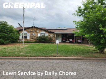 Lawn Maintenance nearby Iowa Park, TX, 