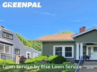 Lawn Care Service nearby Davenport, IA, 