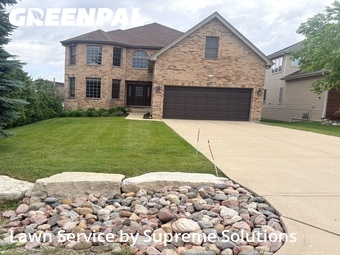 Lawn Mow nearby Glen Ellyn, IL, 