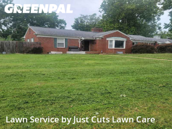 Lawn Care Service nearby Belleville, IL, 62226