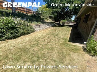 Lawn mowing work completed in Lakewood, CA