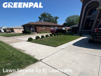 Lawn Mowing Service nearby Dearborn Heights, MI, 