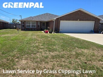 Lawn Care nearby Lynn Haven, FL, 