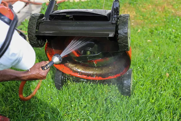 Lawn Mower Repair Photo 10