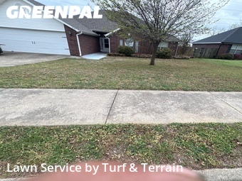 Lawn Mowing nearby Springdale, AR, 