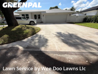 Lawn mowed in Boca Raton, 33486