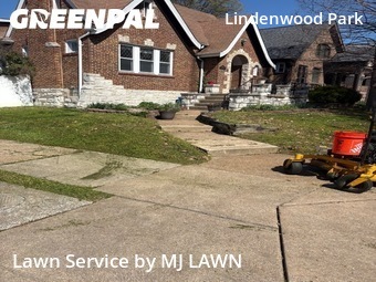 Lawn Maintenance nearby St. Louis, MO, 