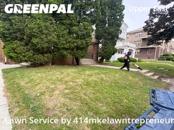 Lawn Cutting nearby Milwaukee, WI, 