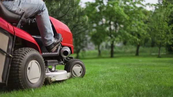 11th Street Lawn Mower Photo 1