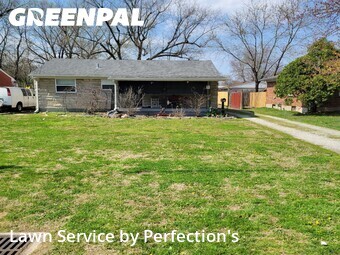 Grass Cutting nearby Louisville, KY, 