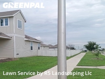 Lawn Care Service nearby Niederwald, TX, 