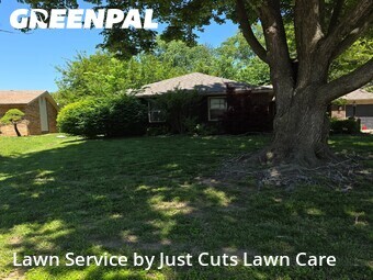 Lawn Care nearby Belleville, IL, 