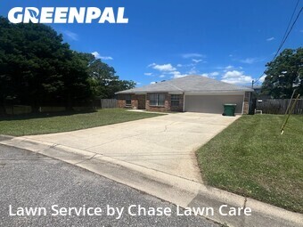 Lawn Mow nearby Fort Walton Beach, FL, 