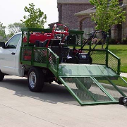 local-lawn-maintenance-contractors-in-Brookfield-WI