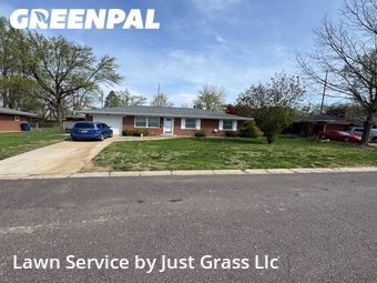 Lawn Care Service nearby Belleville, IL, 