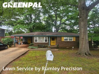 Lawn Maintenance nearby Midfield, AL, 