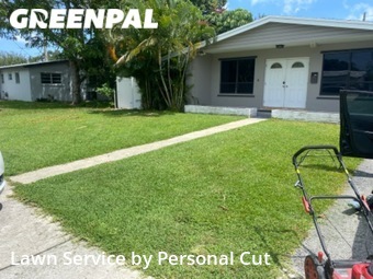 Lawn Mowing Service nearby Fort Lauderdale, FL, 