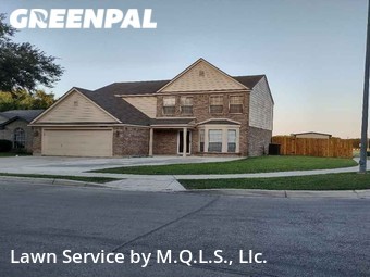 Lawn Mow nearby Converse, TX, 