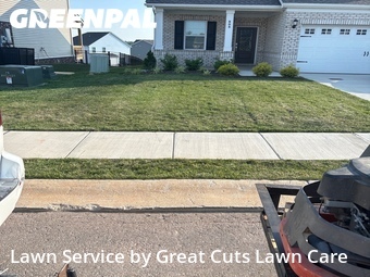 Lawn Maintenance nearby Clarksville, TN, 