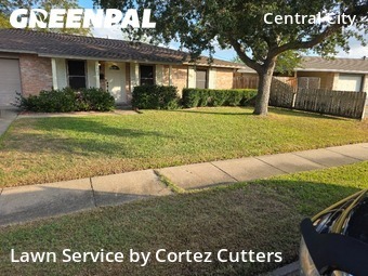Commercial Landscaping In Corpus Christi,78408,Landscaping Cleanup by Cortez Cutters , work completed in Nov , 2025
