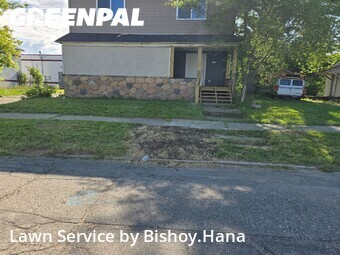 Lawn mowed in Pontiac, 48341