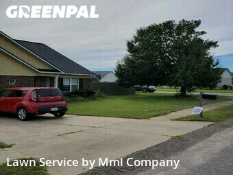 Yard Mowing nearby Raeford, NC, 