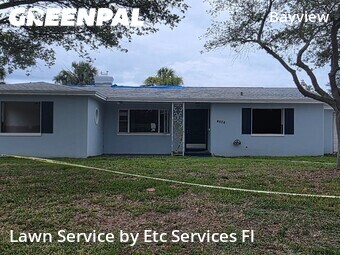 Lawn Mowing Service nearby Gulfport, FL, 