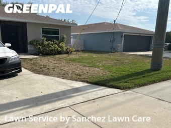 Lawn Cutting nearby Palmetto, FL, 